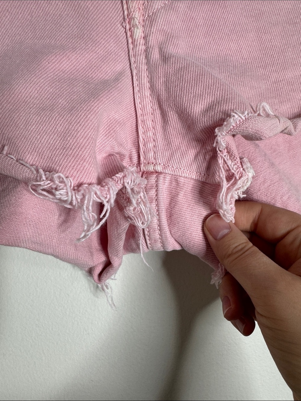 Levi’s 501 Original Fit Pink Rigid Denim High Rise Jean Cutoff Shorts size 30 - Picture 7 of 12
